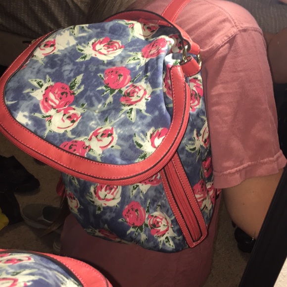 Floral Backpack Handbag - Picture 5 of 6